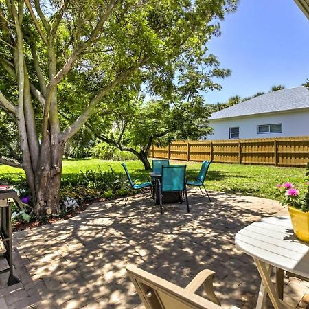 New Smyrna Beach Abode With Fire Pit, Walk To Beach! Villa Exterior photo